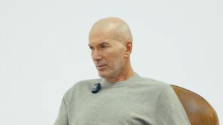 咪咕体育登录入口-齐达内：刚执教皇马时连败以为要完了；德比前告诉球员要团结